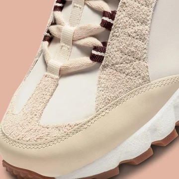 Jacquemus Nike Air Humara Light Bone