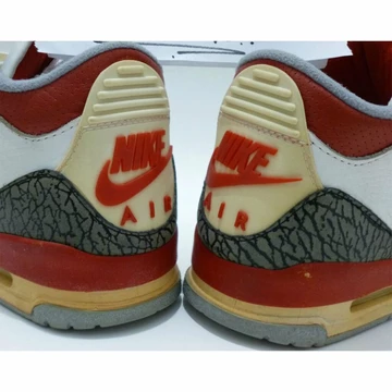 Air Jordan 3 Fire Red