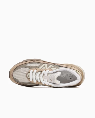 New Balance 990v6 Driftwood Timberwolf Upper