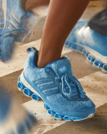 Kerwin Frost adidas Microbounce YTI