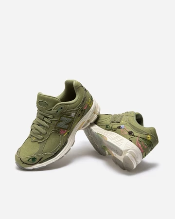 Bryant Giles New Balance 2002R Olive Green M2002RAG