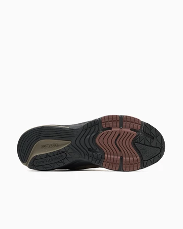 New Balance 990v6 Dark Camo Sohle