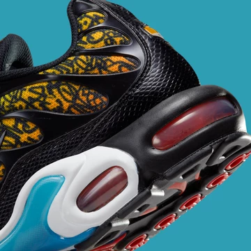 Nike Air Max Plus Graffiti