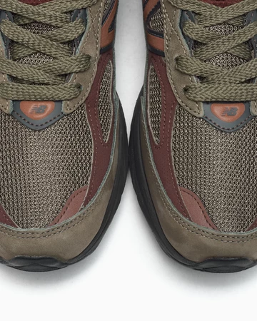 New Balance 990v6 Dark Camo Zehen