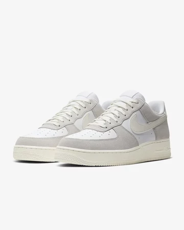 Nike Air Force 1 Platinum Tint Paar