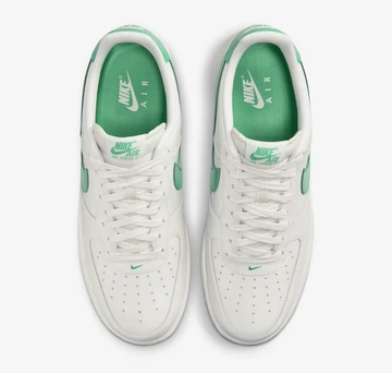 Der Air Force 1 Stadium Green von oben