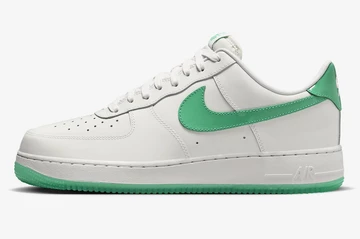 Die Innenseite des Air Force 1 Stadium Green