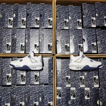 Air Jordan 4 Midnight Navy - coming October 1st