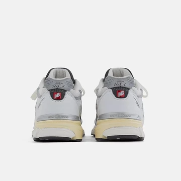 New Balance 990 V3 Sea Salt