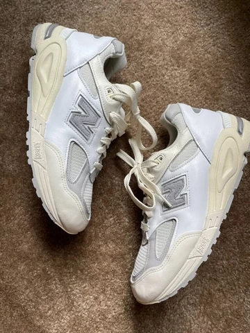 New Balance 990v2 Made in USA Sea Salt