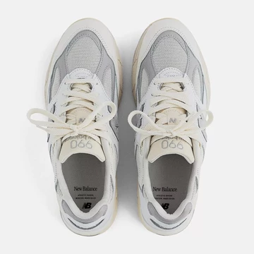 New Balance 990v2 Made in USA Sea Salt