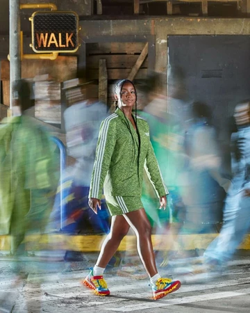 Kerwin Frost adidas Strap Microbounce