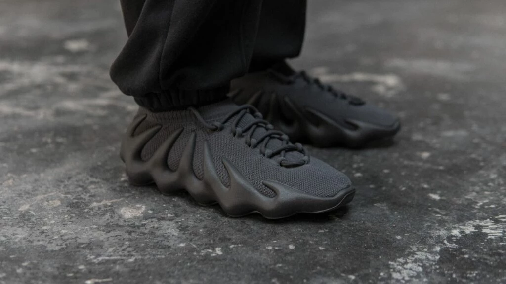 Black utility yeezy online