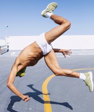 Bryant Giles New Balance 2002R Olive Green M2002RAG