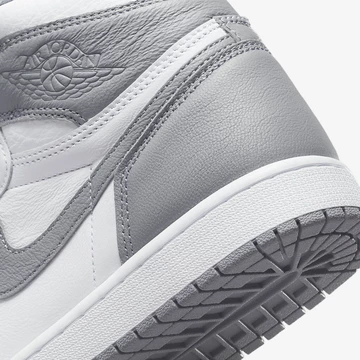 Nike Air Jordan 1 High OG Stealth now arrives July 27
