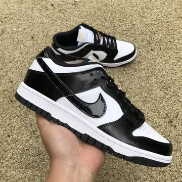Dunk Low Panda World Champ