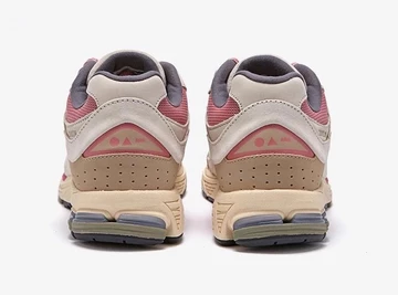 New Balance 2002R Hiking Pack Beige