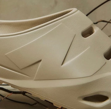 New Balance Clog - erste Bilder