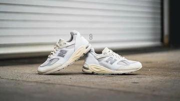 New Balance 990v2 Made in USA Sea Salt