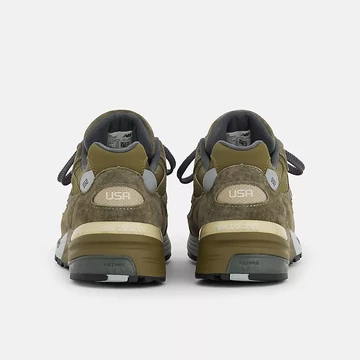 New Balance 992 Dark Ice Wine Made in USA