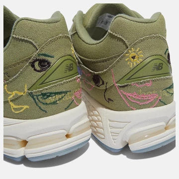 Bryant Giles New Balance 2002R Olive Green