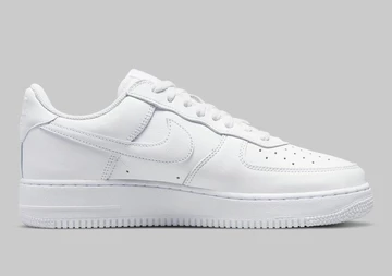 Air Force 1 Triple White Since 82