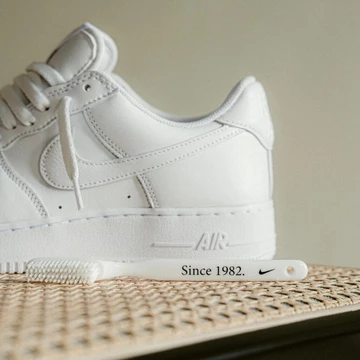 Air Force 1 Triple White Since 82