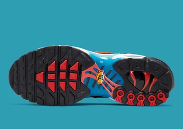 Nike Air Max Plus Graffiti