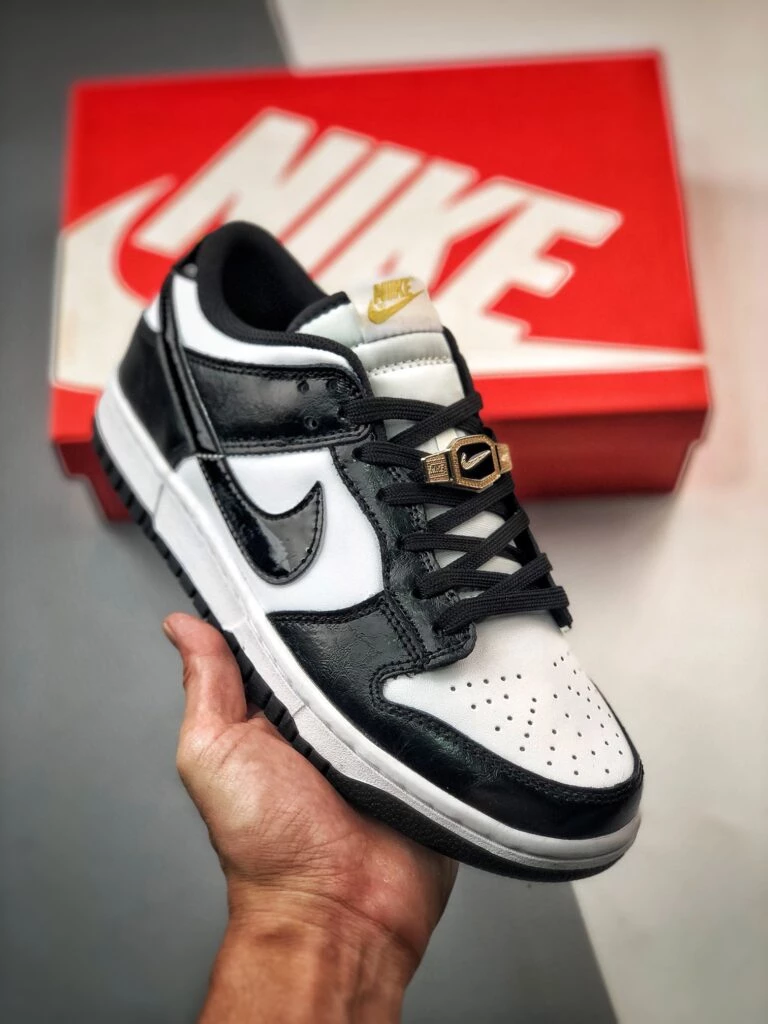 Dunk Low Panda World Champ DR9511-100 | Dead Stock