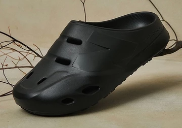 New Balance Clog - erste Bilder