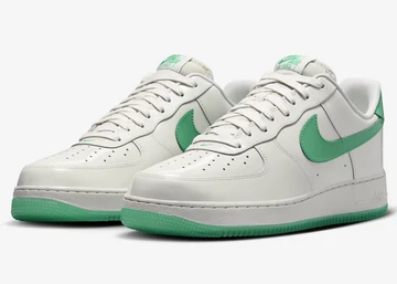 der Air Force 1 Stadium Green von schräg außen