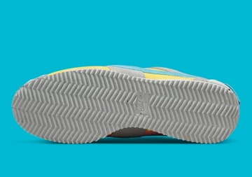 UNION Nike Cortez Light Smoke