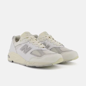 New Balance 990v2 Made in USA Sea Salt