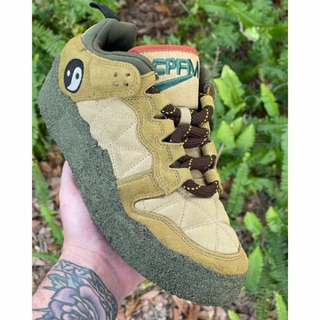 Cactus Plant Flea Market Dunk - official pictures