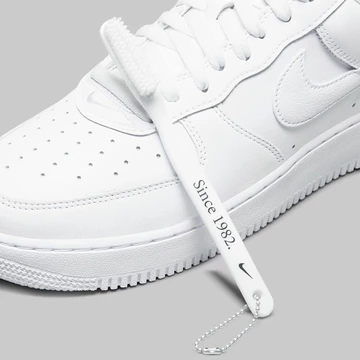 Air Force 1 Triple White Since 82