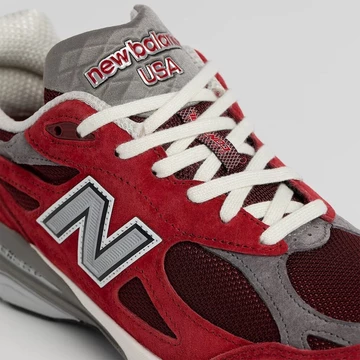 New Balance 990 V3 Scarlet