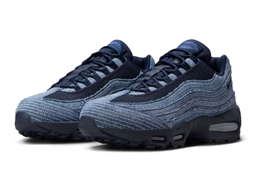 Levi's x Nike Air Max 95 OG Denim schräg
