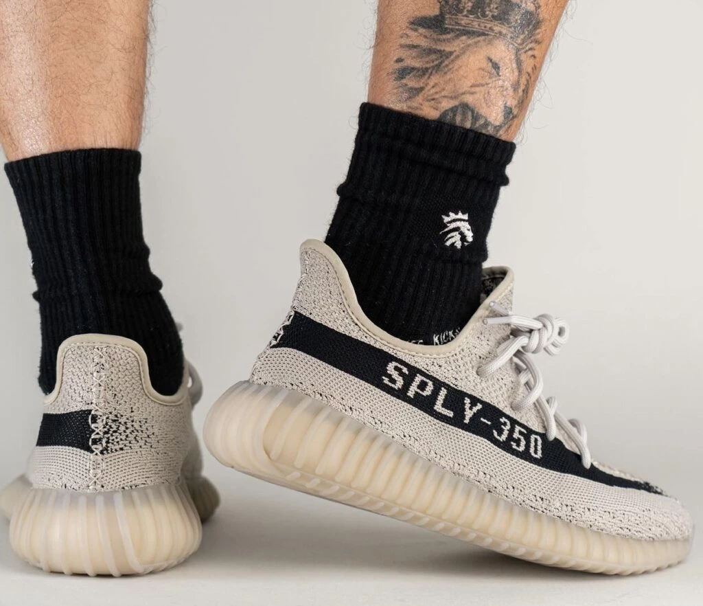 Yeezy 350 V2 Slate Core Black HP7870 | Dead Stock 