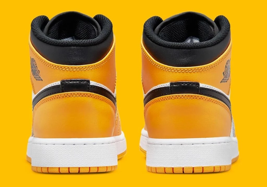 Jordan 1 Mid GS Taxi 554725 701 Dead Stock