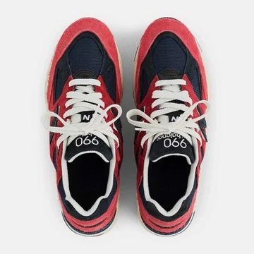 New Balance 990v2 Scarlet
