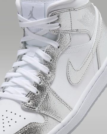 Air Jordan Mid 1 Chrome detailbild