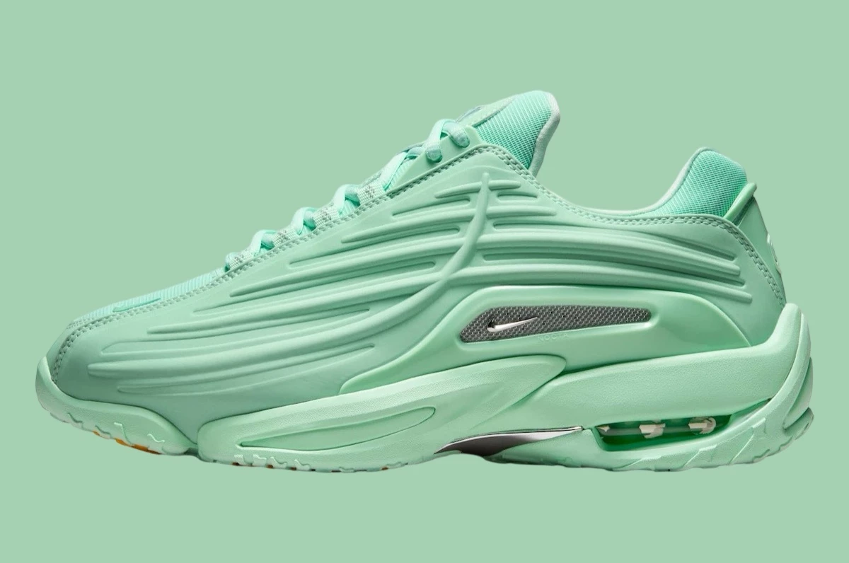 Nike air max 270 react mint green trainers best sale