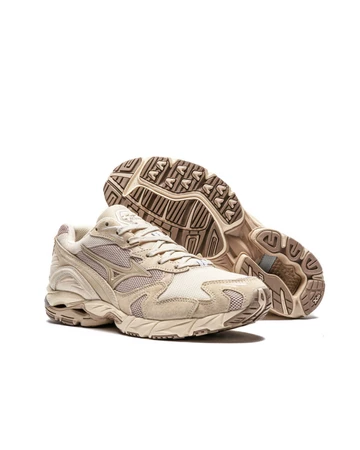 Mizuno Desert Meditation Pack