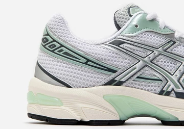 Naked ASICS Gel 1130