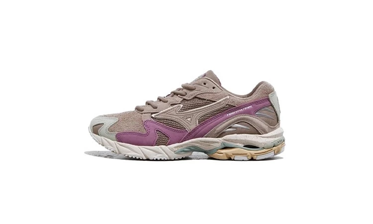 Footpatrol Mizuno Wave Rider 10 Rust