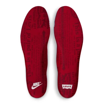 Levi's x Nike Air Max 95 OG Black Sohle