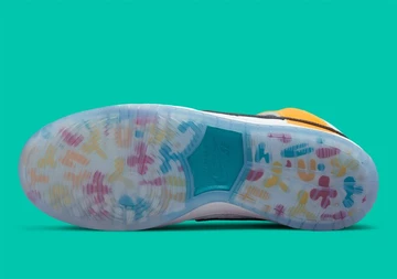 froSkate Nike SB Dunk High All Love