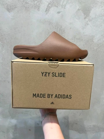 Yeezy Slide Flax