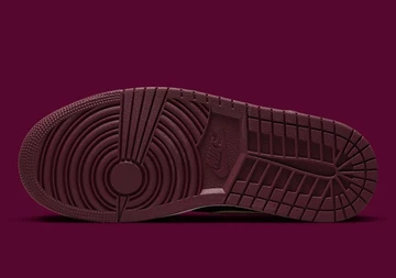 Jordan 1 Mid Split Beach Cherrywood