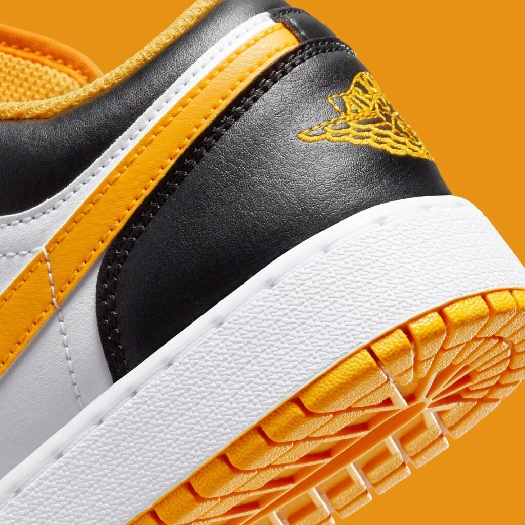 Jordan 1 Low Taxi GS 553560-701 | Dead Stock